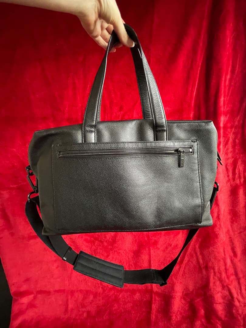 Away レザーダッフルバッグ