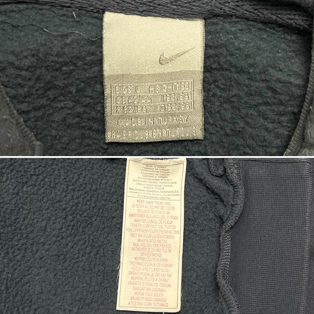 【00s NIKE】人気デザイン!!　刺繍　センターロゴ　Lサイズ　パーカー