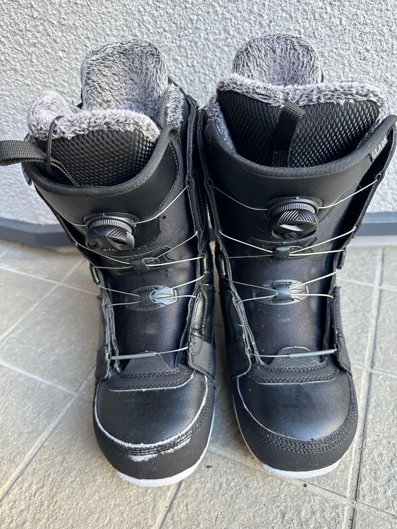 値引き中　スノーボードブーツ ダイヤル式ボア　ロシニョール