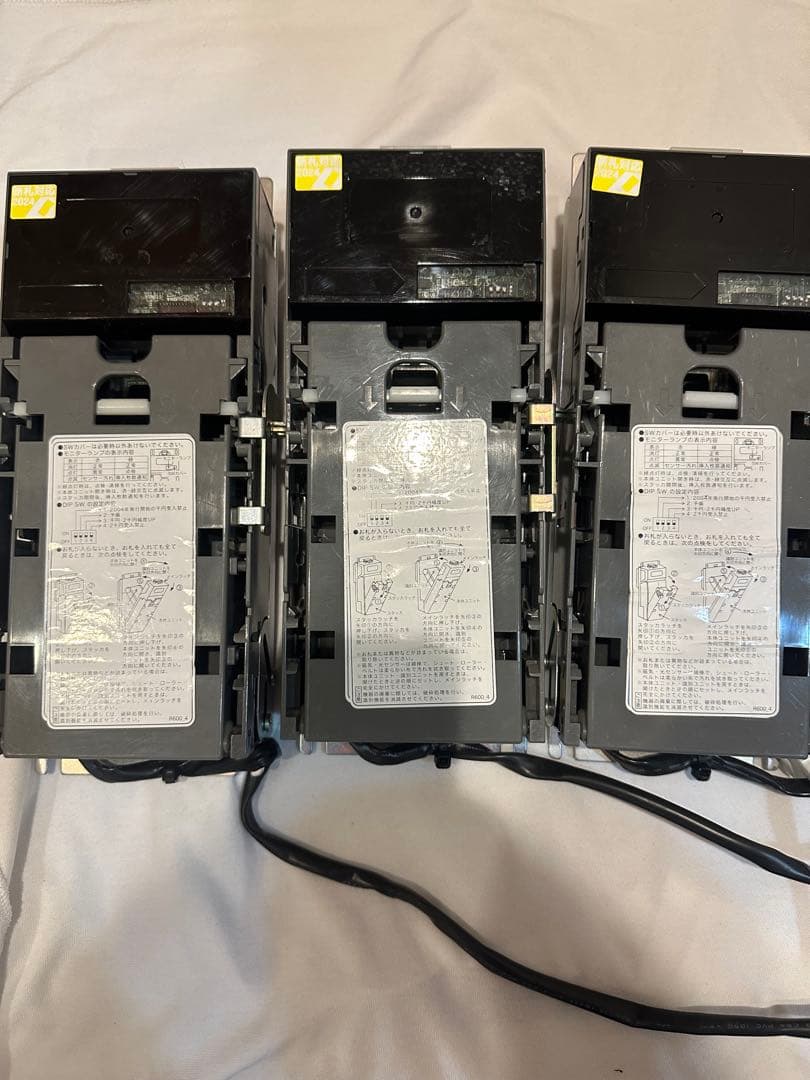 【新紙幣対応ビルバリ3台、新500円対応メック3台】合計6台セット