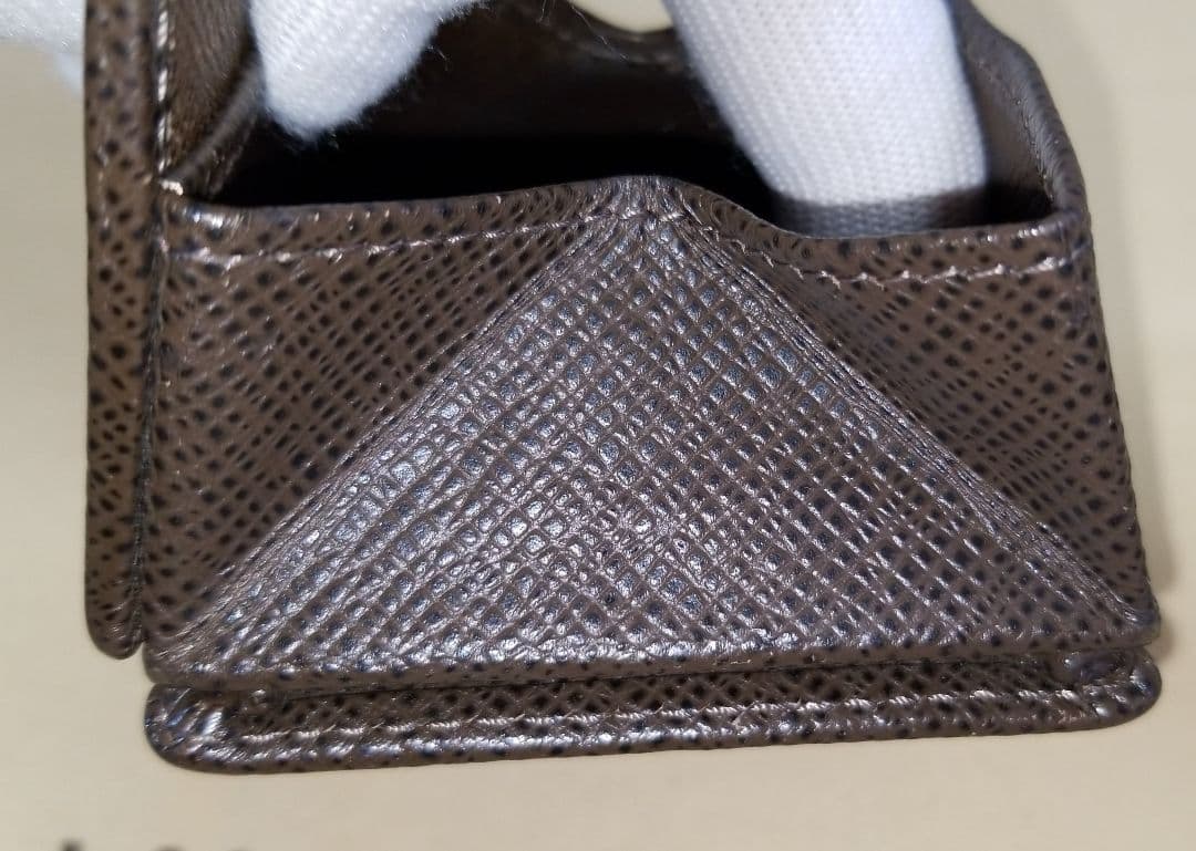 【美品】ルイヴィトン タイガ ポルトモネボワット ケース