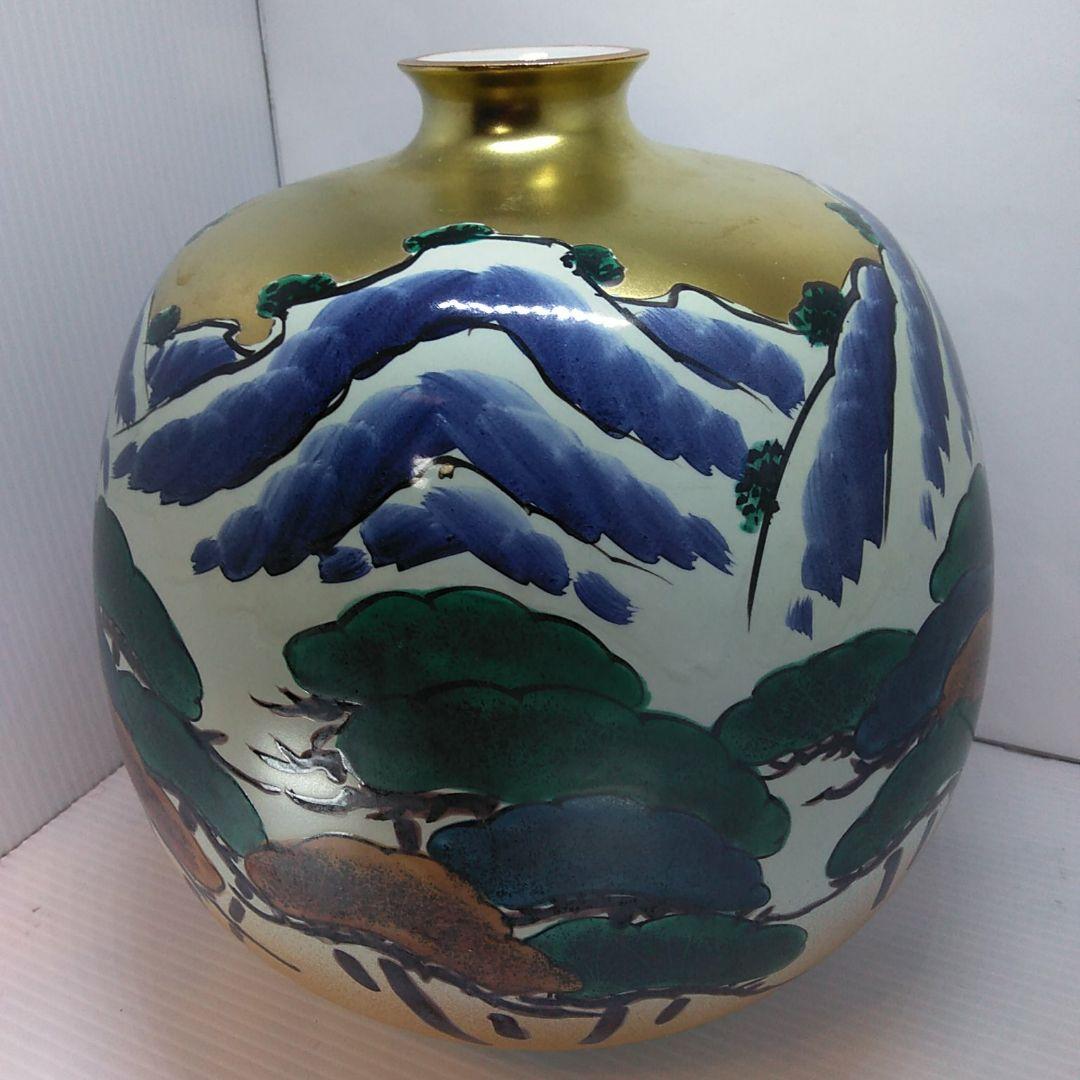 ４５５花瓶セール 九谷焼 玉竜金彩超豪華　手書き風壺　でっかい壺　風格のある壺