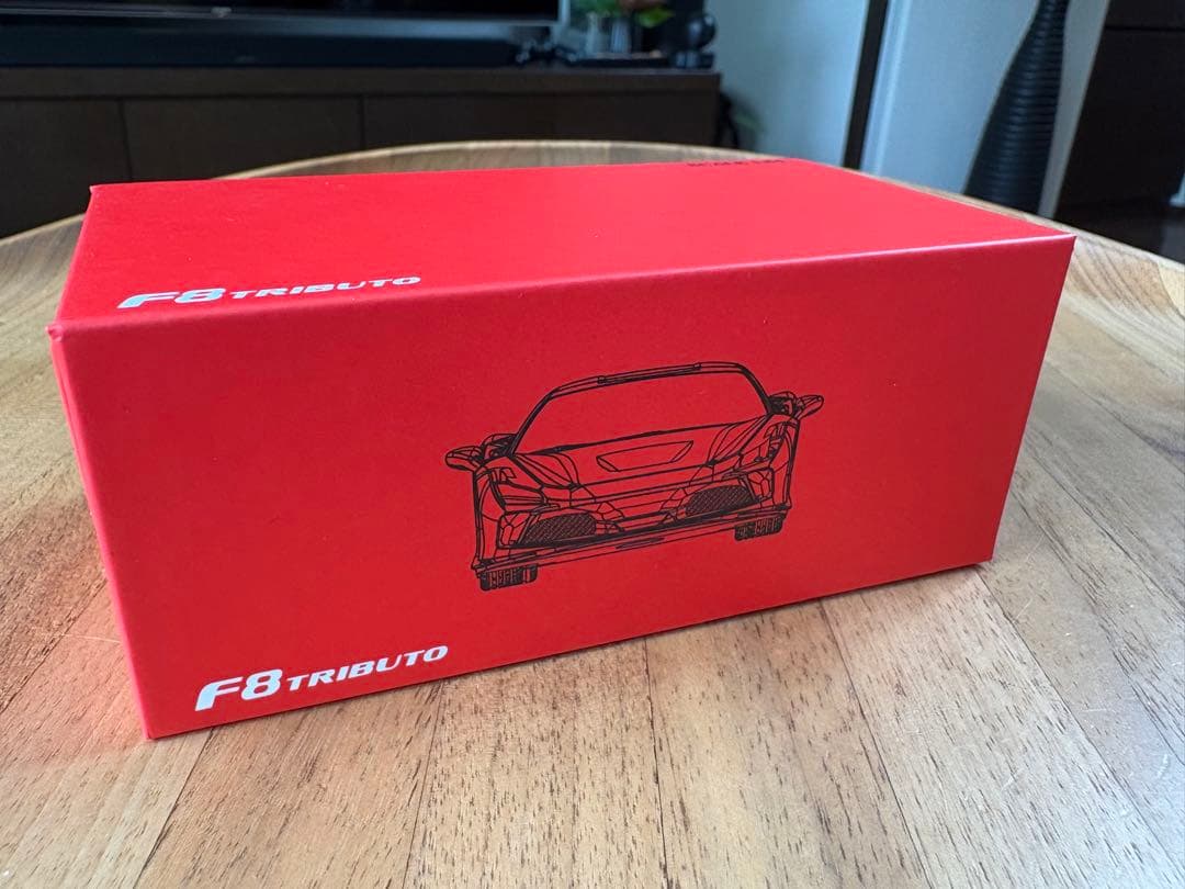 Ferrari F8 Tributo ミニカー 赤