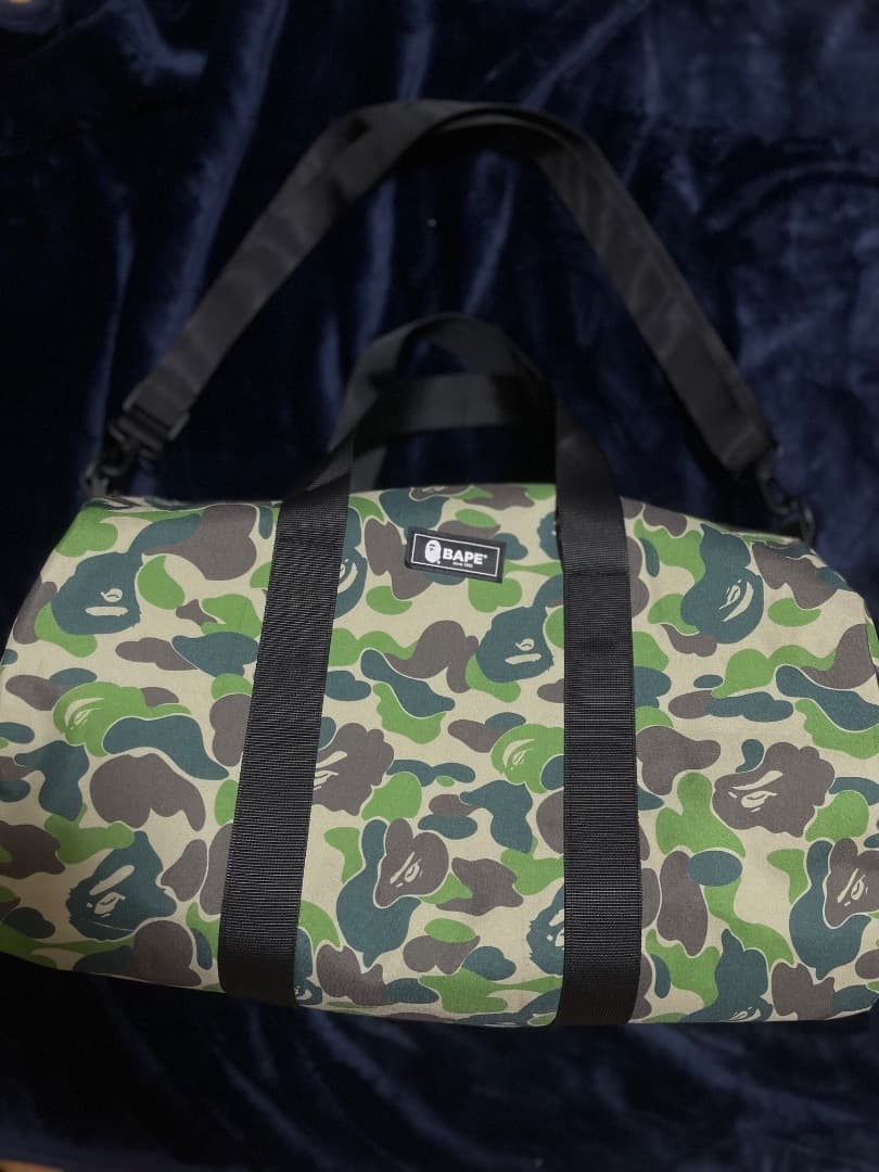 旅行かばん・小分けバッグ BAPE DUFFLE BAG