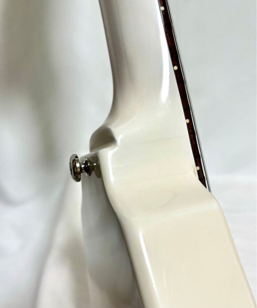 【新品弦張替済】Epiphone エレキギター フライングV