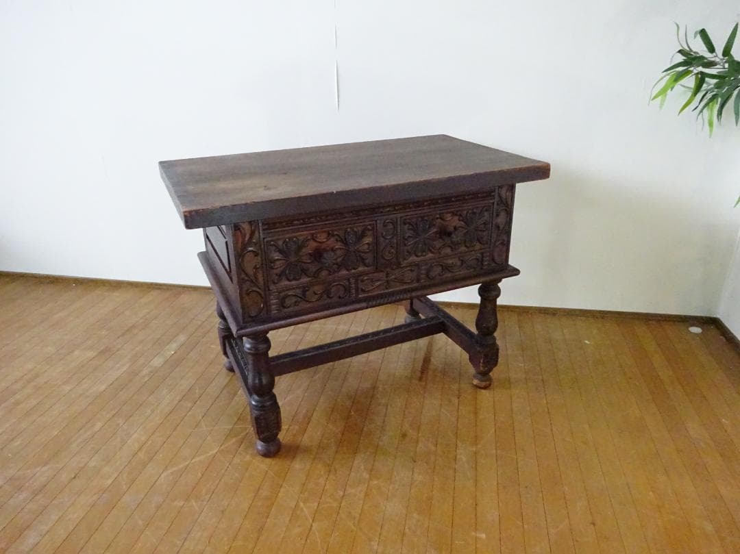 アンティーク家具　コンソールテーブル　キャビネット　収納家具