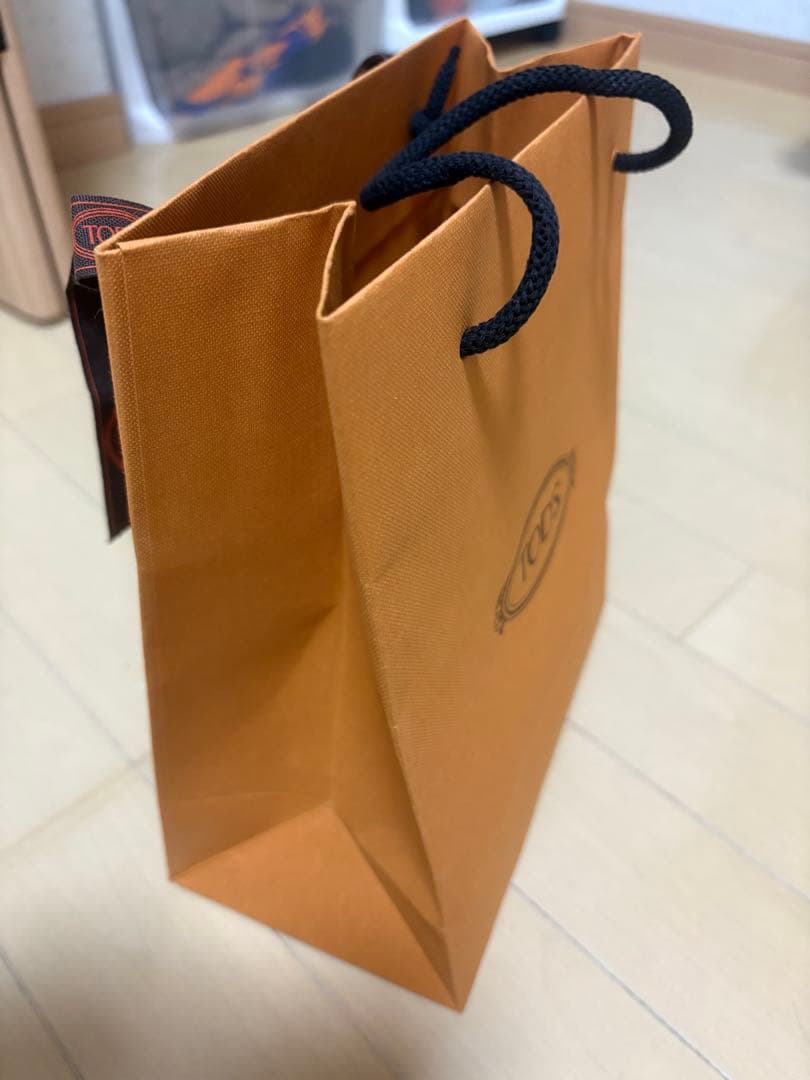 TOD'S 日本限定　レザーウォレット