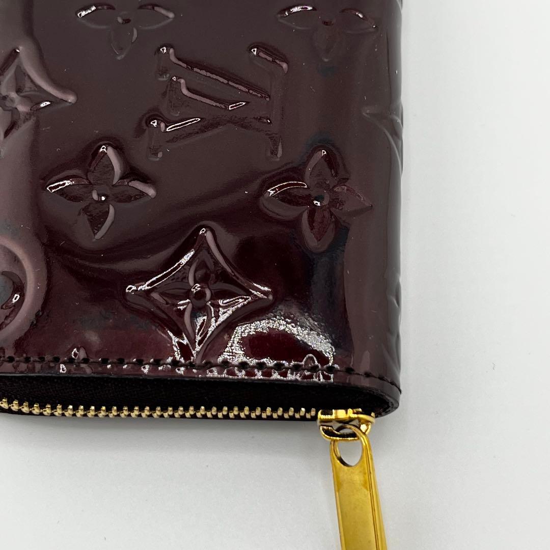 LOUIS VUITTON モノグラムヴェルニ