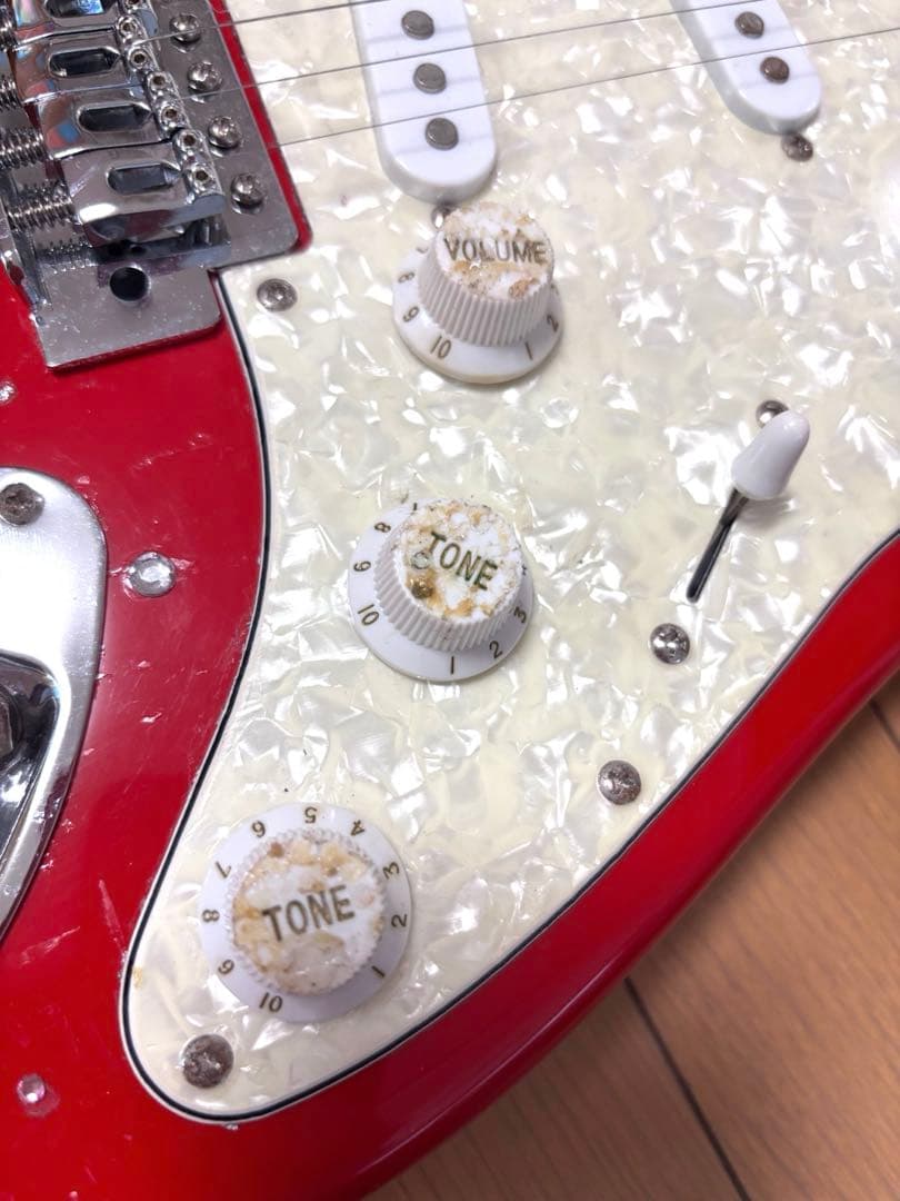 Mavis エレキギター　赤　中古品