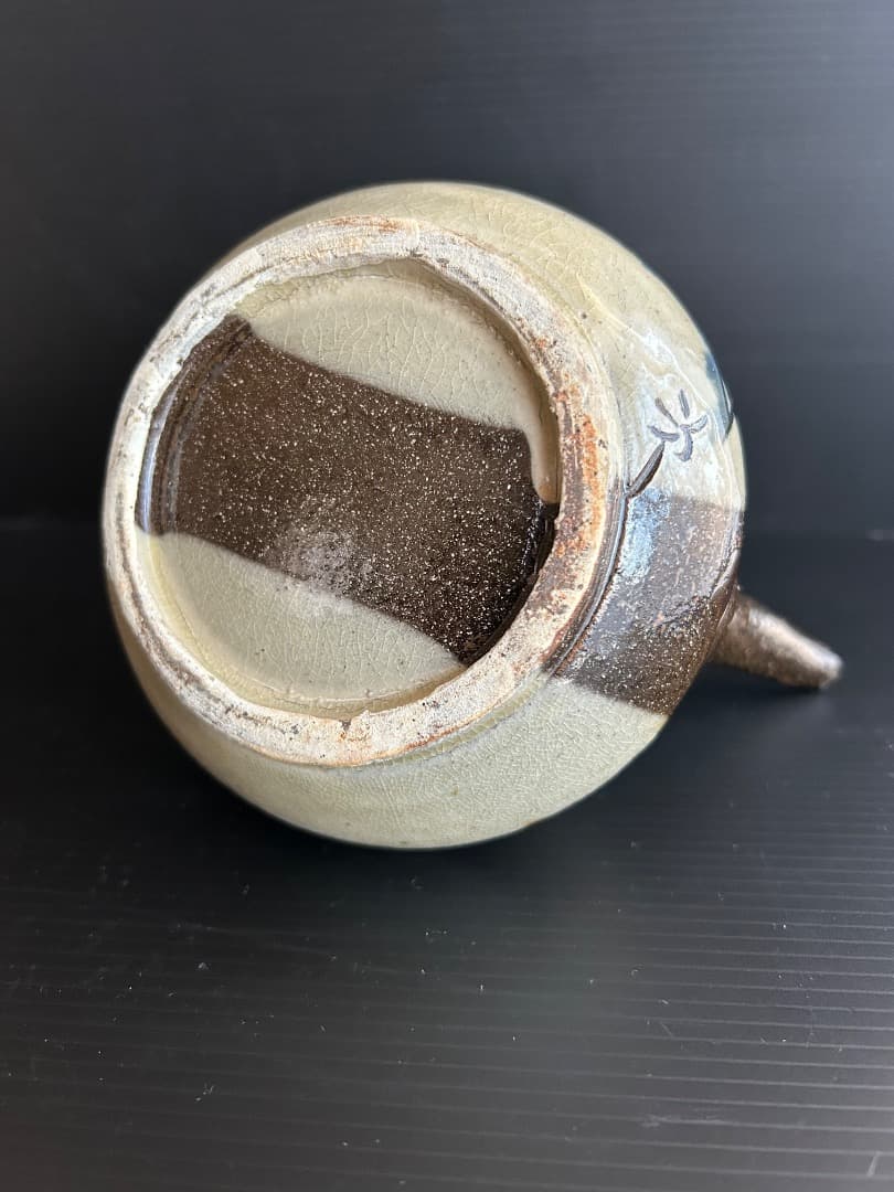 人間国宝 金城次郎作 沖縄壺屋焼 魚文カラカラ