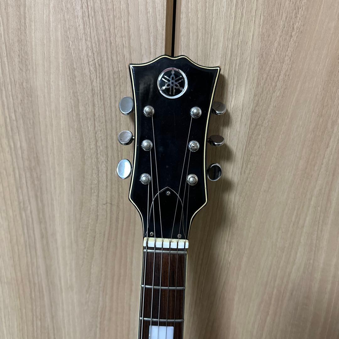 国産ビザールエレキギター フルアコ型