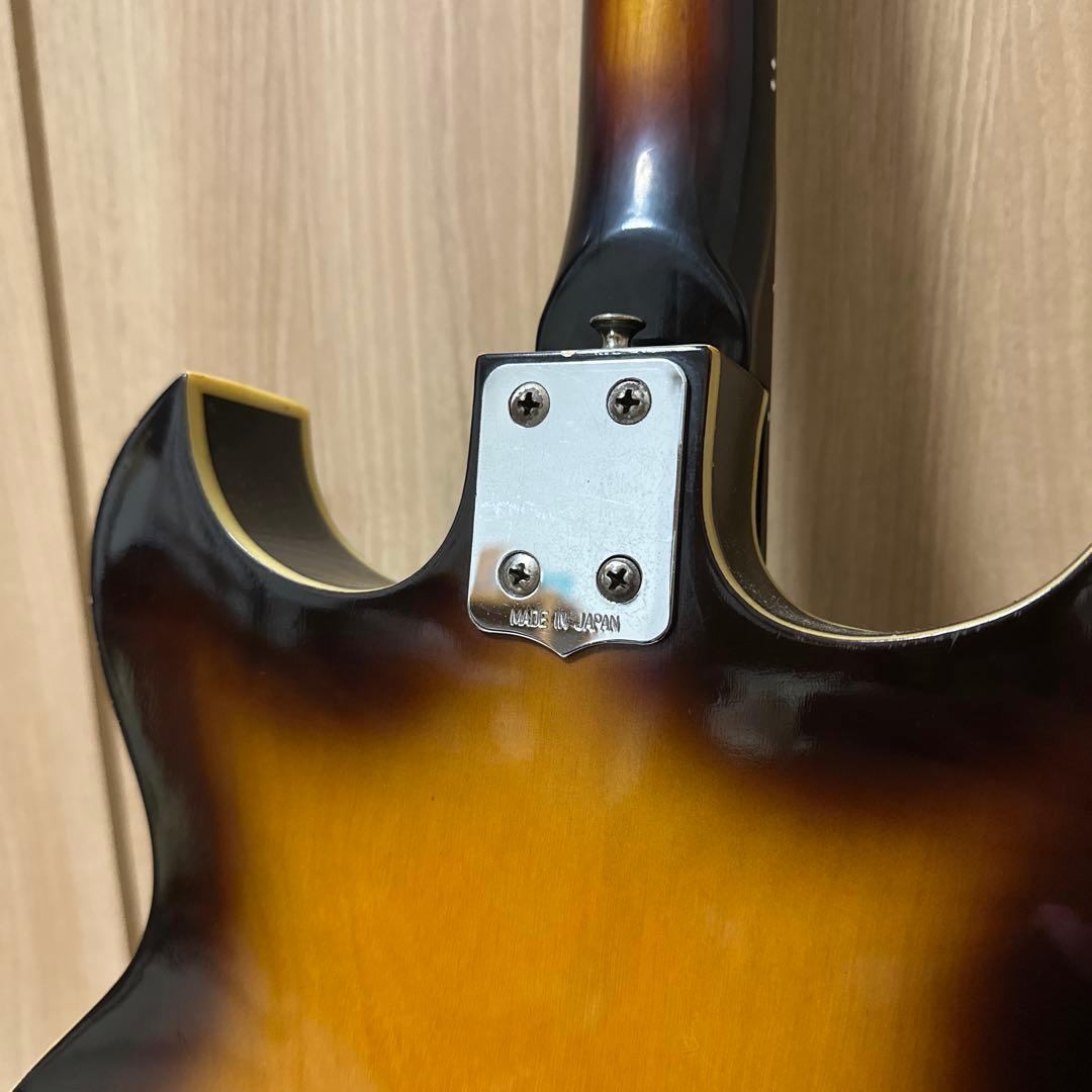 国産ビザールエレキギター フルアコ型