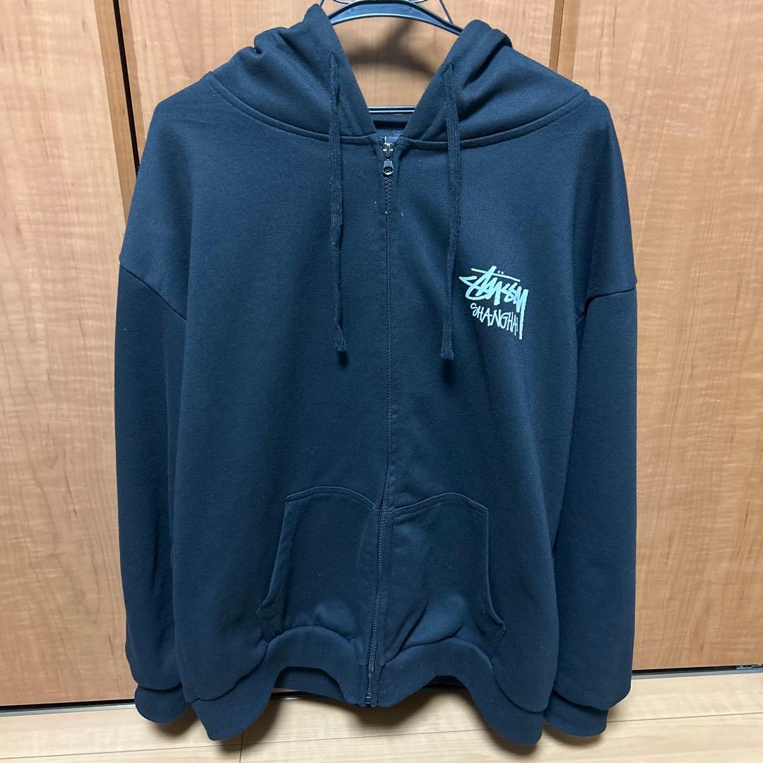 Stussy ダークグレー ジップアップパーカー