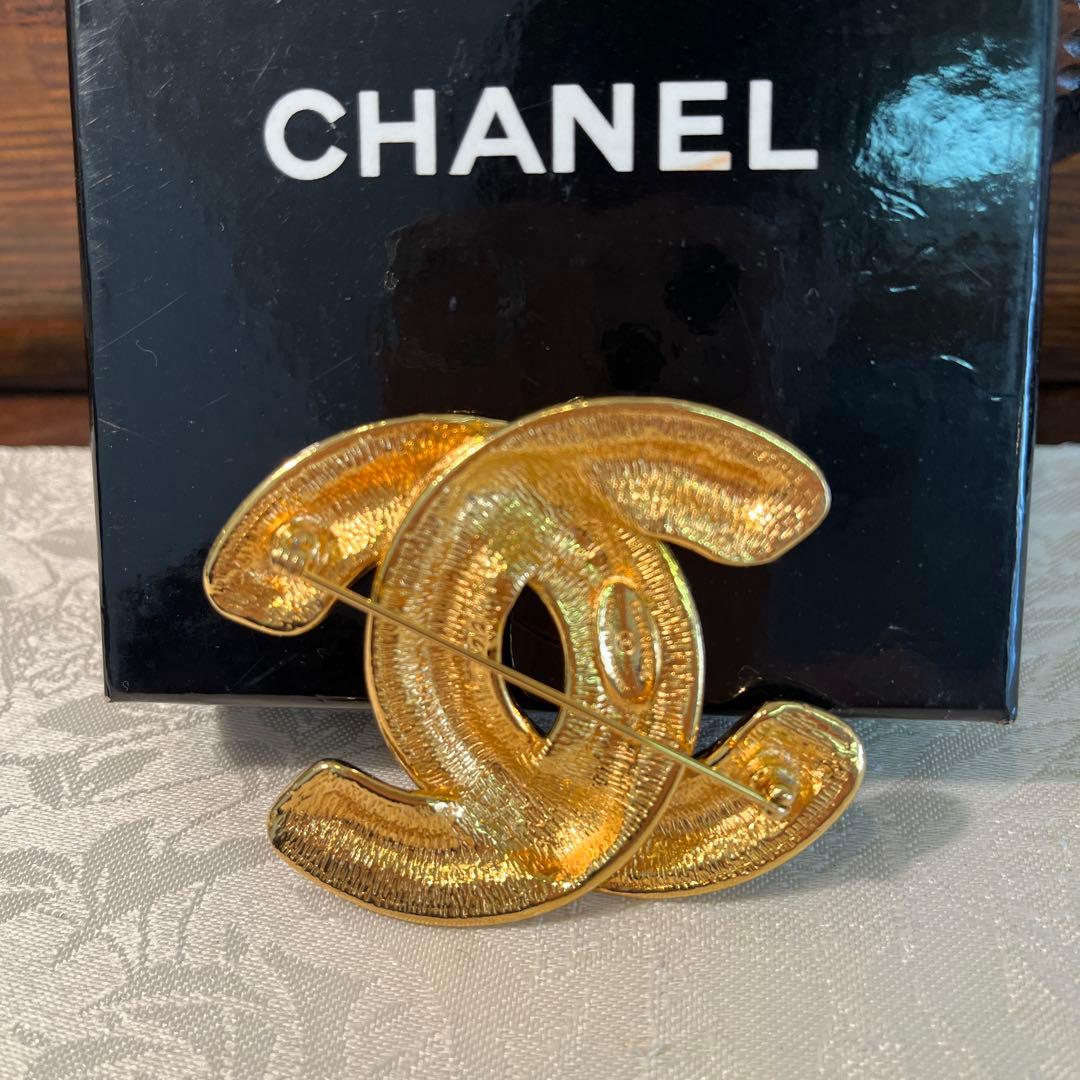 正規品 CHANEL マトラッセ ココマーク ヴィンテージ ブローチ 1152