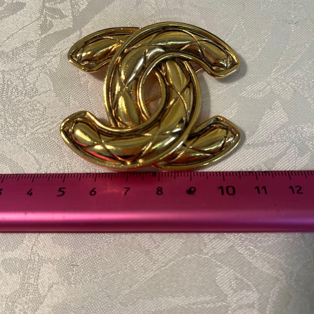 正規品 CHANEL マトラッセ ココマーク ヴィンテージ ブローチ 1152