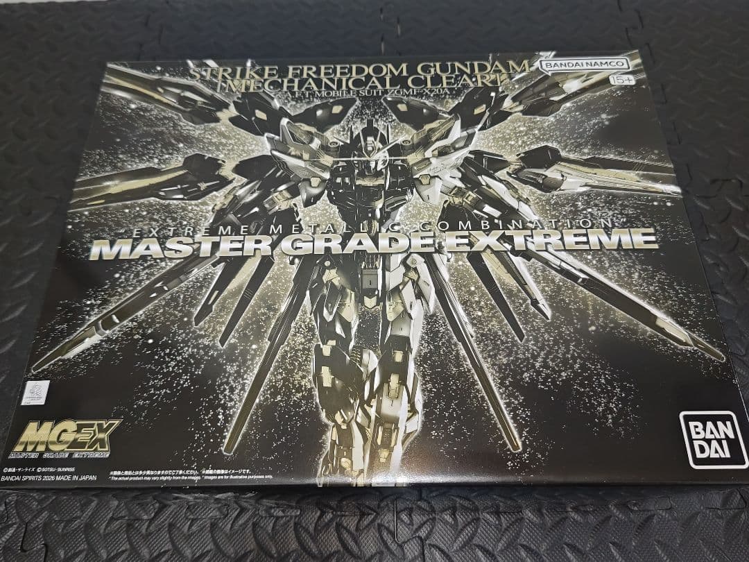 新品未使用 MGEX ストライクフリーダムガンダム メカニカルクリア