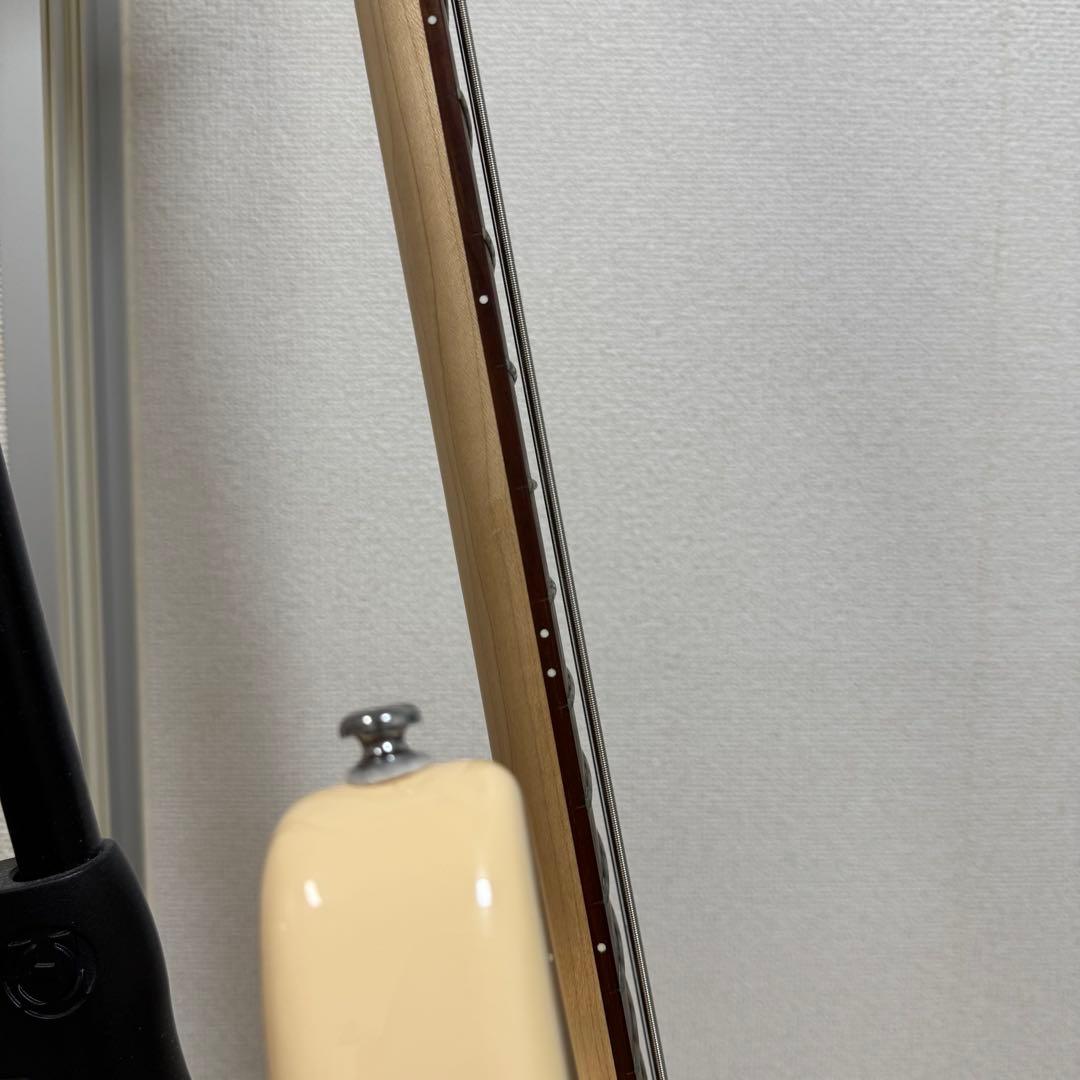 【美品】Sterling by Music Man Sub Ray4 アイボリー