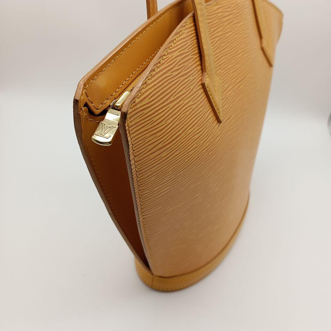 2-2213 LOUISVUITTON エピ サンジャック ハンドバッグ