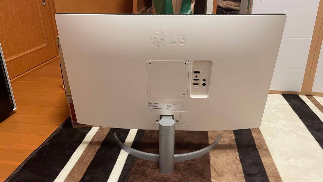 LG 27UP600-W 27インチ 4K IPS モニター 4kモニター