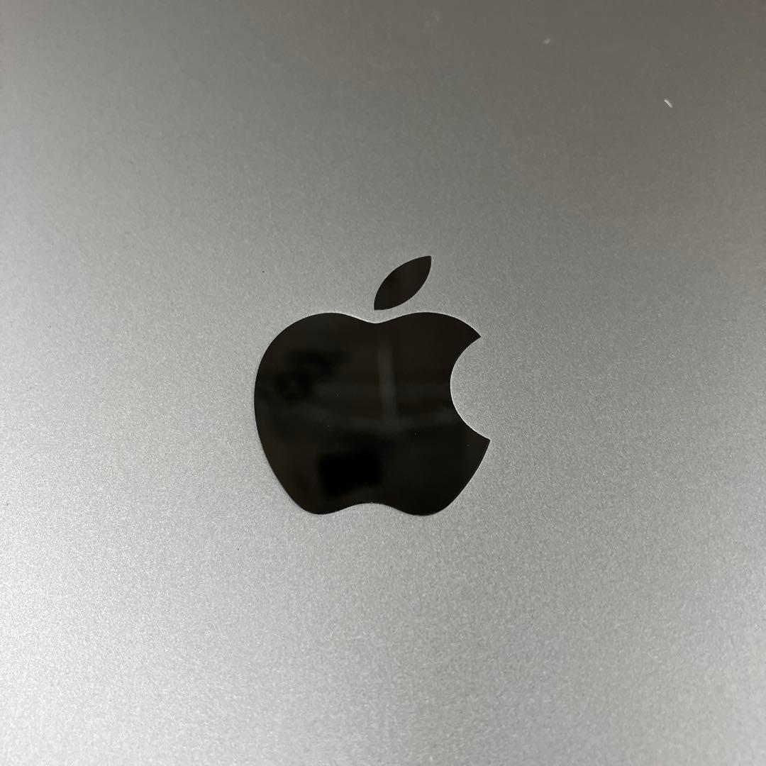 Apple iPad (第5世代) 32GB