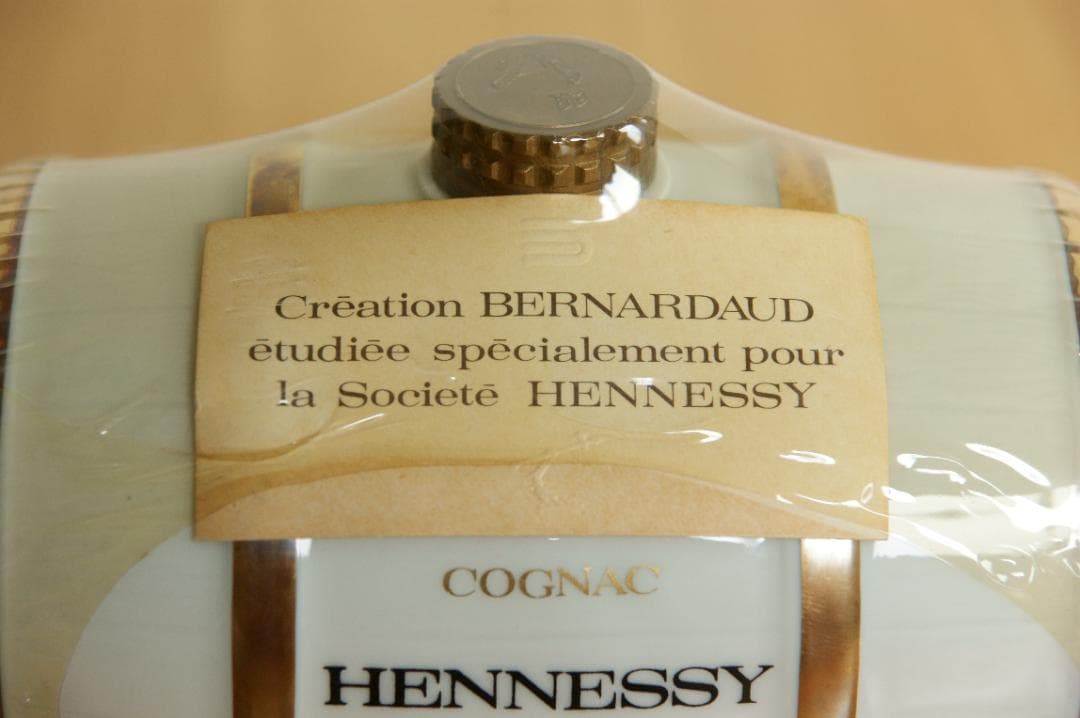 ヘネシー ナポレオン 樽型 陶器ボトル