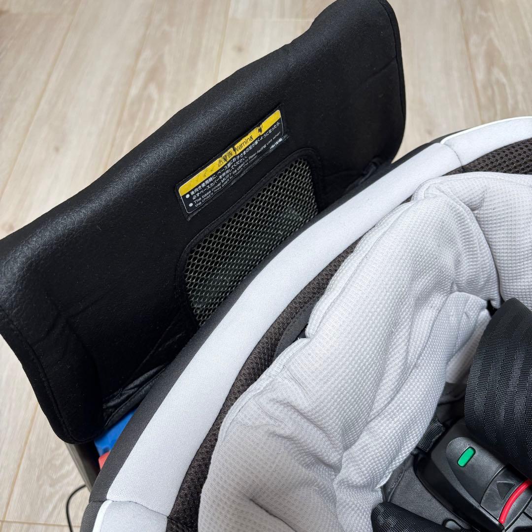 チャイルドシート combi