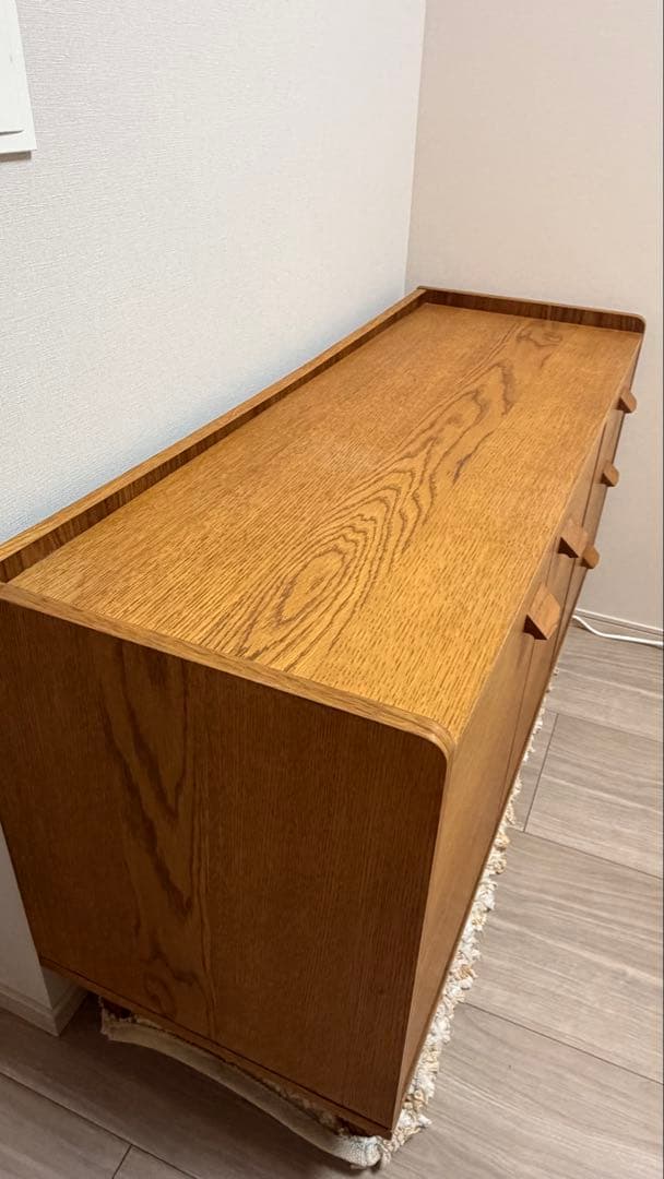 unico （クルト）キャビネット