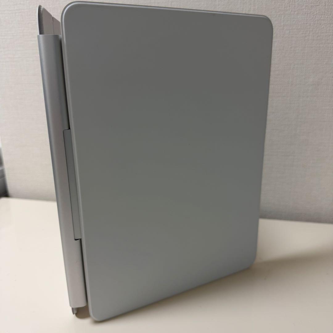 美品　iPad Air M3 Magic Keyboard 11インチ　ホワイト