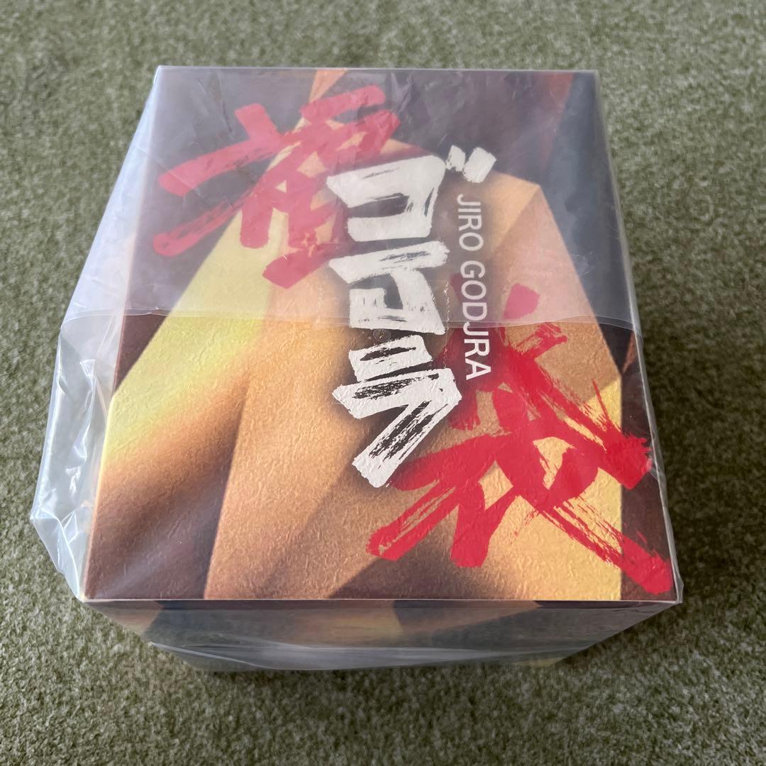 CHINO LAM × INSTINCTOY JIRO GODJRA