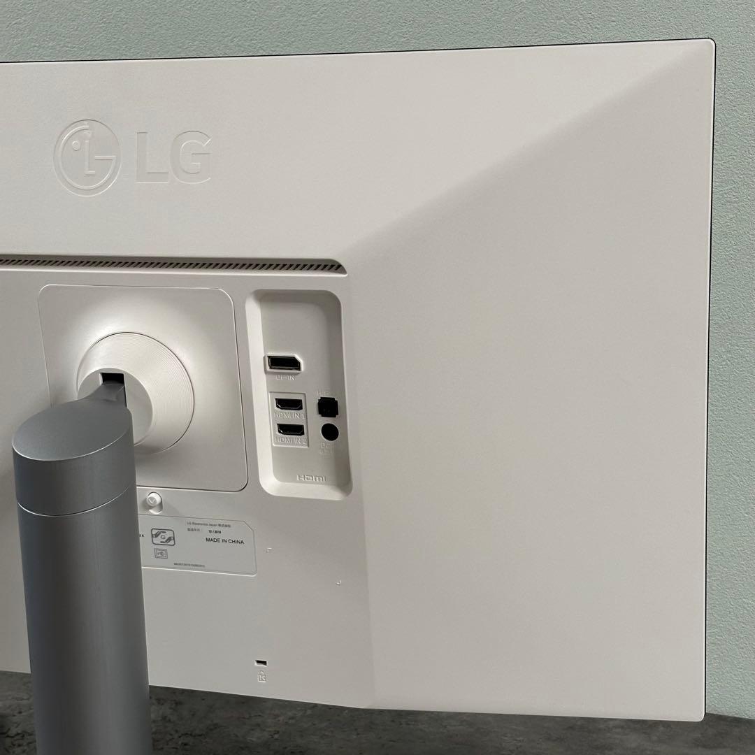 LG 27UL550-W 27型 4K 液晶ディスプレイ HDR対応