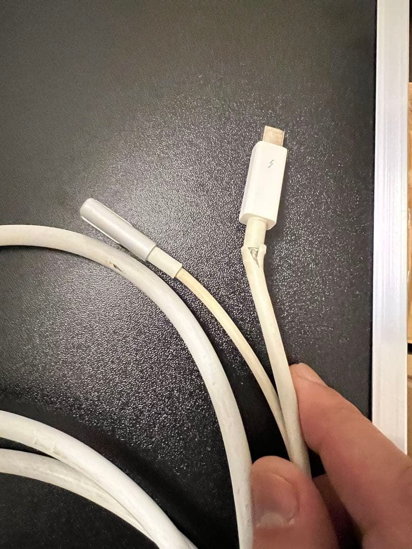 丁寧なたのめる便 サンダーボルトディスプレイ MC914J/B