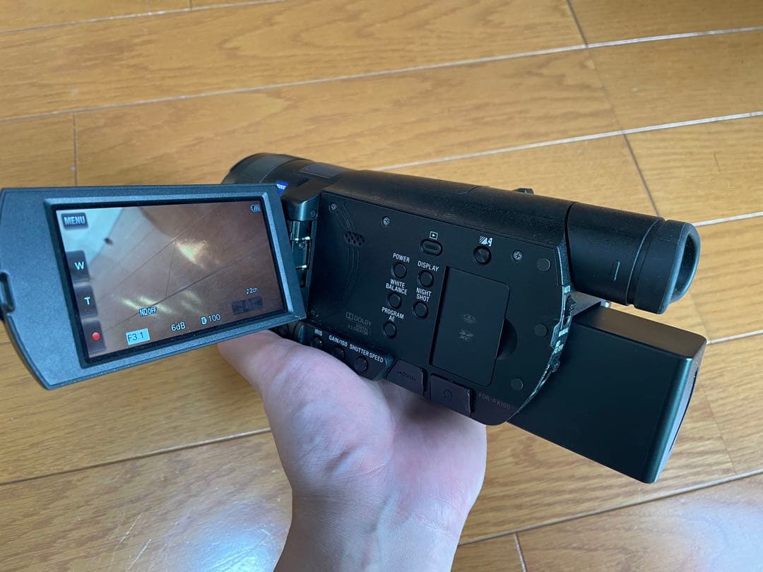 ソニーSONY ビデオカメラ FDR-AX100 4K (三脚セット付き)