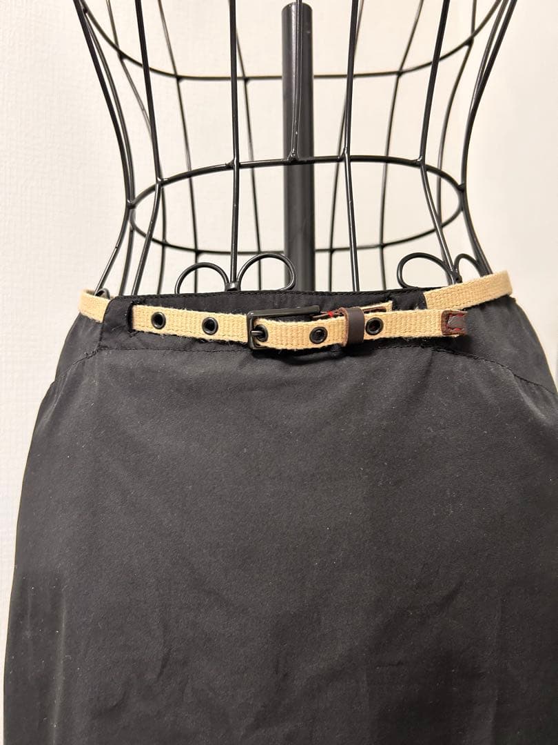 PRADA プラダ　サイズ38　黒色スカート 専用ベルト付き