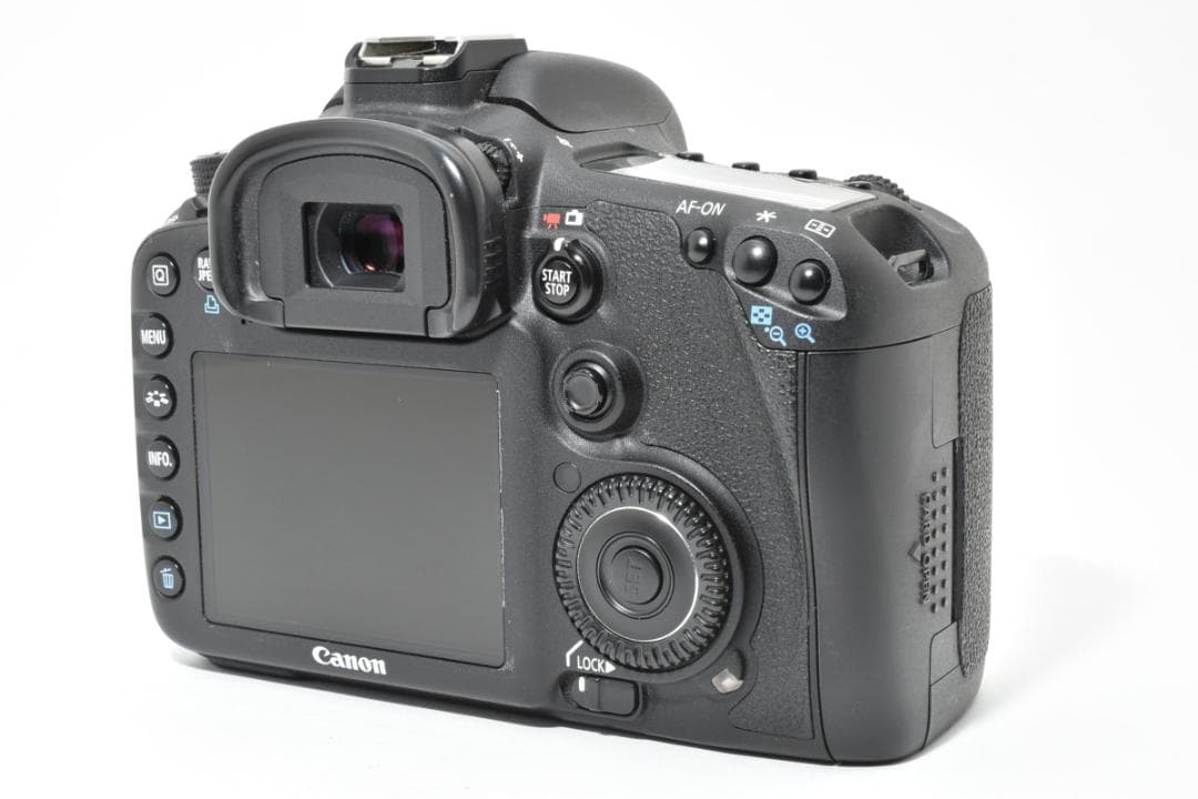 【美品】Canon EOS 7D ボディ BG-E7付 動作良好