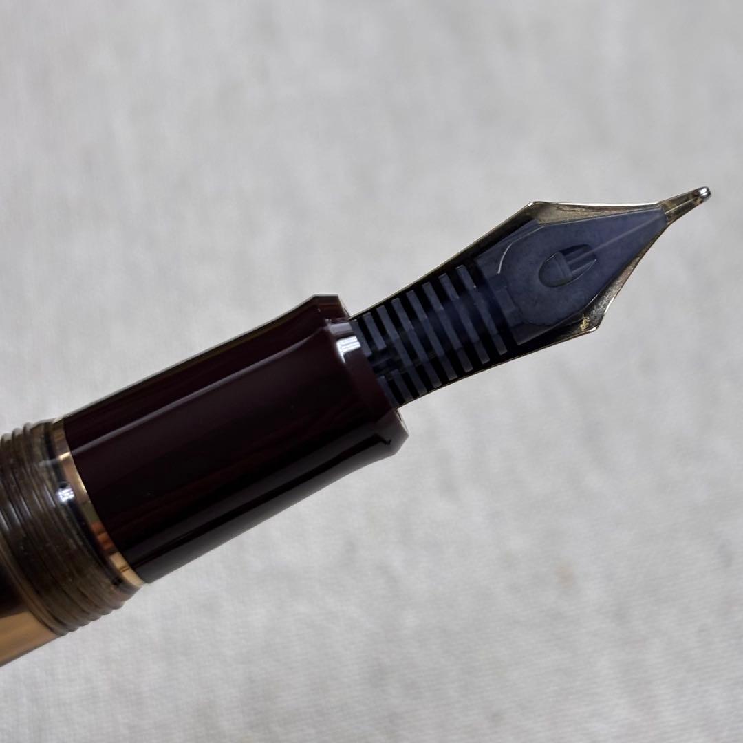 ✴︎PILOT✴︎パイロットCUSTOM カスタム ８２３　14K 585 B太字