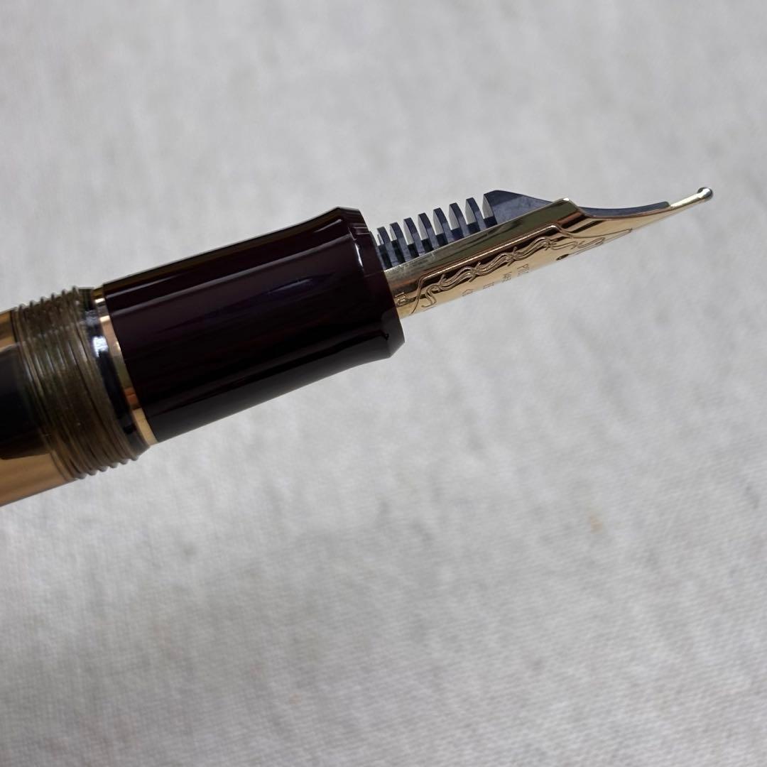 ✴︎PILOT✴︎パイロットCUSTOM カスタム ８２３　14K 585 B太字