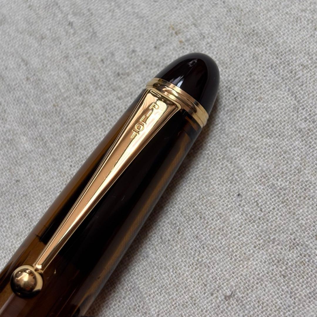 ✴︎PILOT✴︎パイロットCUSTOM カスタム ８２３　14K 585 B太字