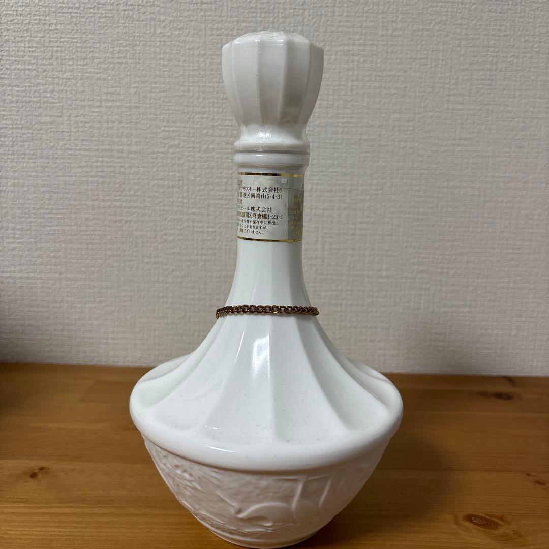 ニッカウイスキー　鶴17年　700ml 陶器ボトル　未開封