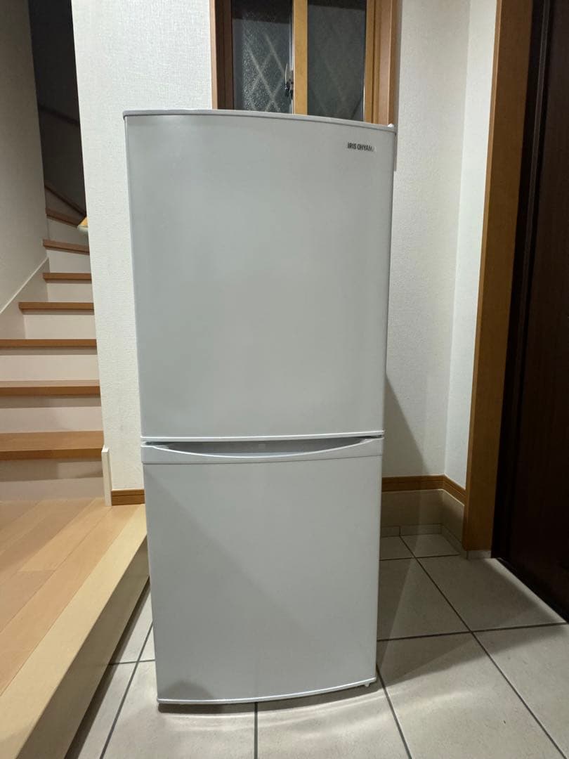 IRIS OHYAMA ノンフロン冷蔵庫 IRSD-14A-W