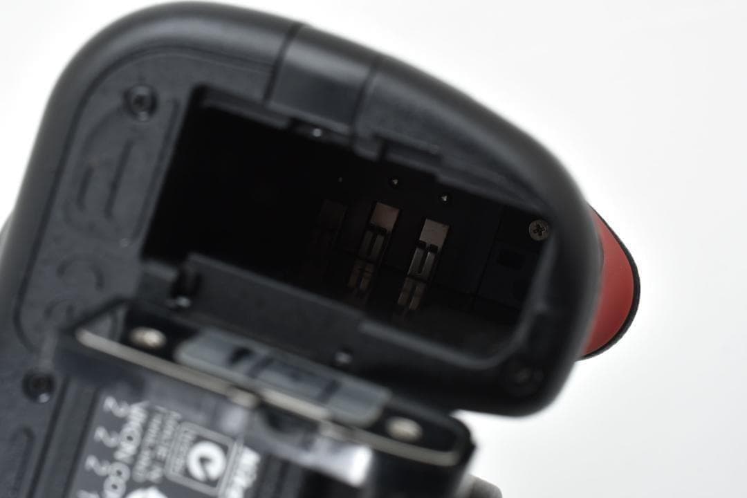 Nikon D5000 レンズキット 動作良好 付属品多数 初心者OK