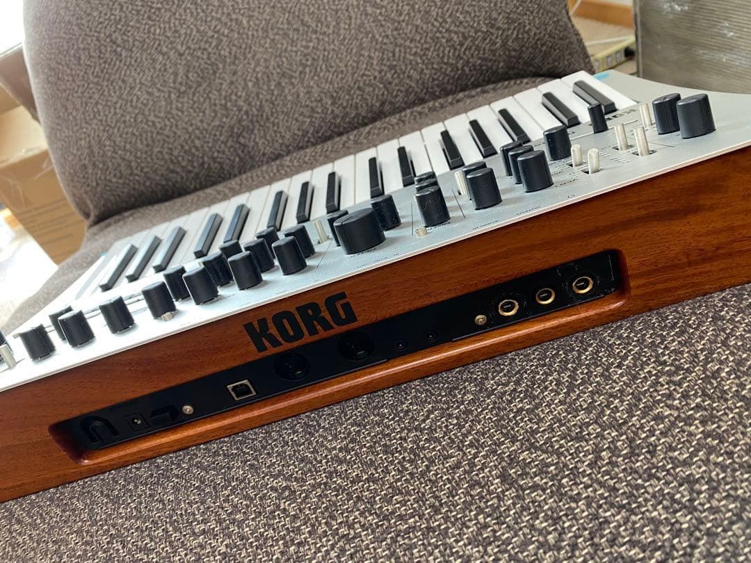 KORGminilogueアナログシンセサイザー