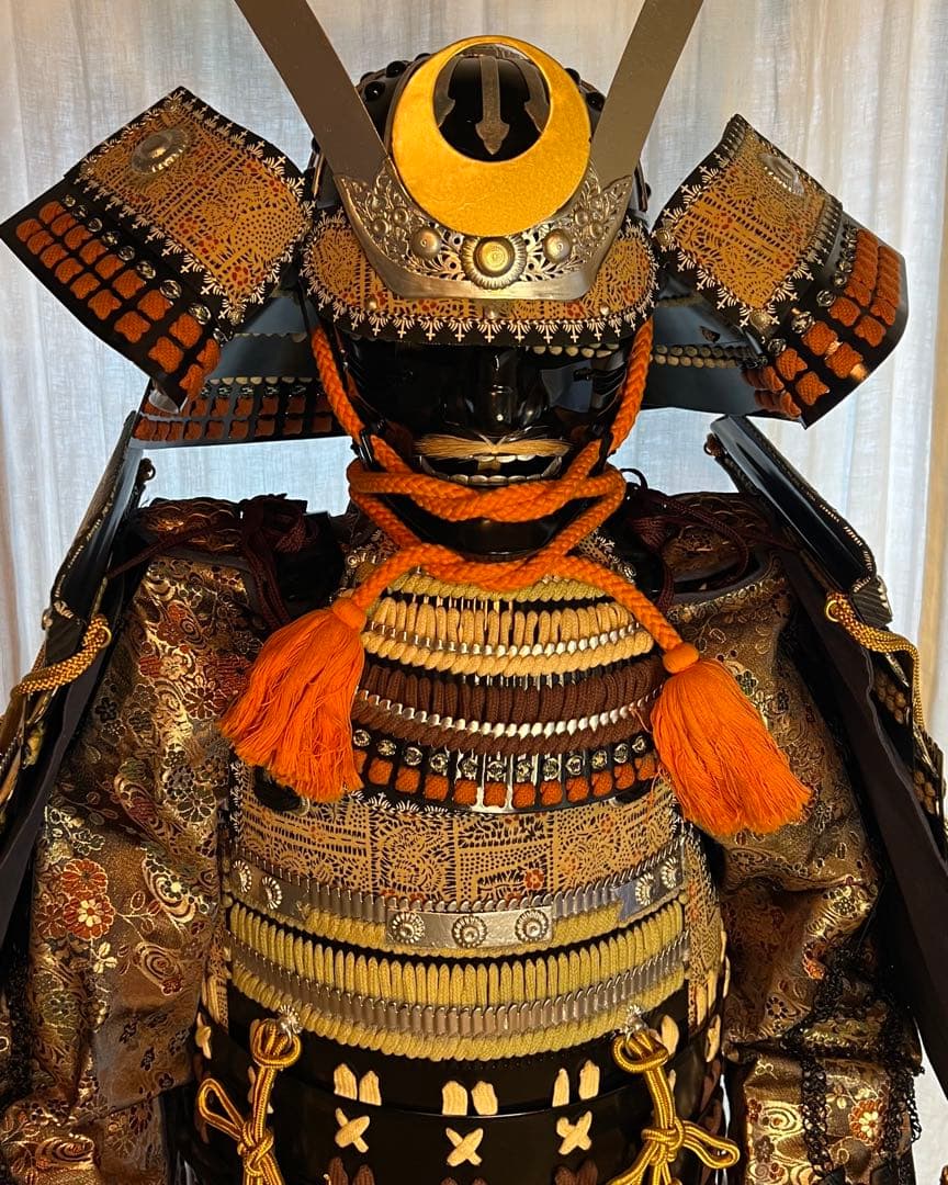 【希少•未着用】萌黄色（緑）縅糸 鉄地黒胴当世具足 【甲冑 等身大】 鎧 一式