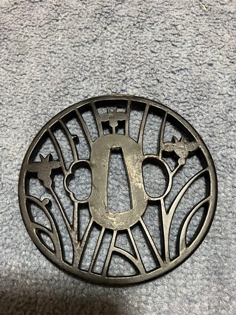 鐔　鍔　菖蒲透かし　現代物