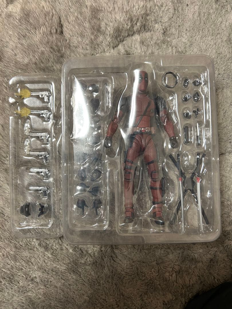 デッドプール フィギュア　2体