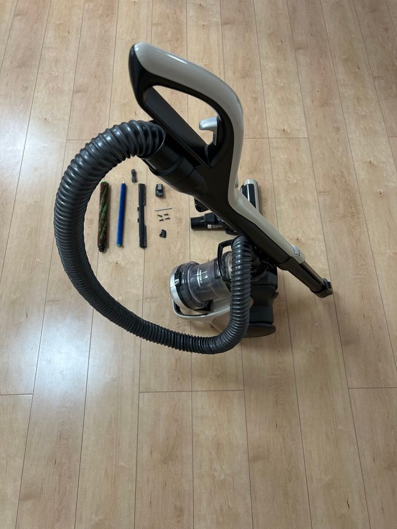 サイクロン式キャニスター掃除機