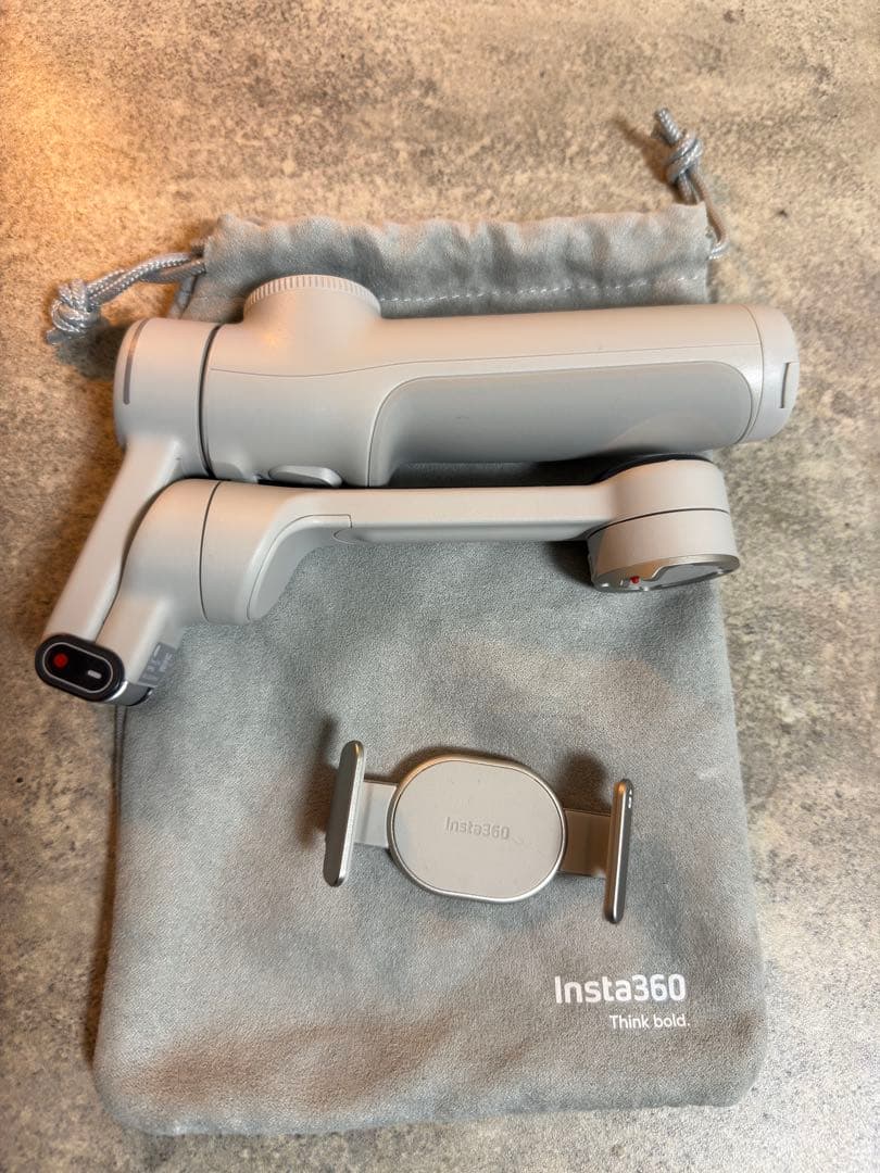 ジンバル　Insta360 flow 2 pro
