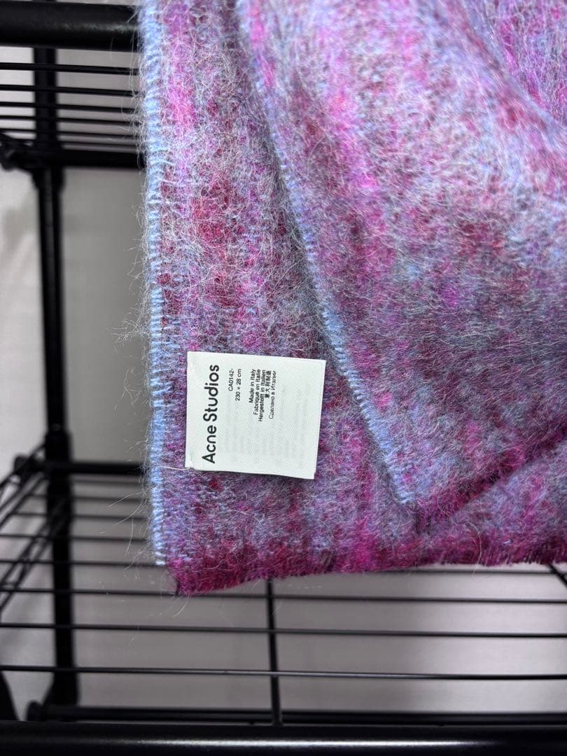 Acne Studios 紫系マフラー　新品未使用