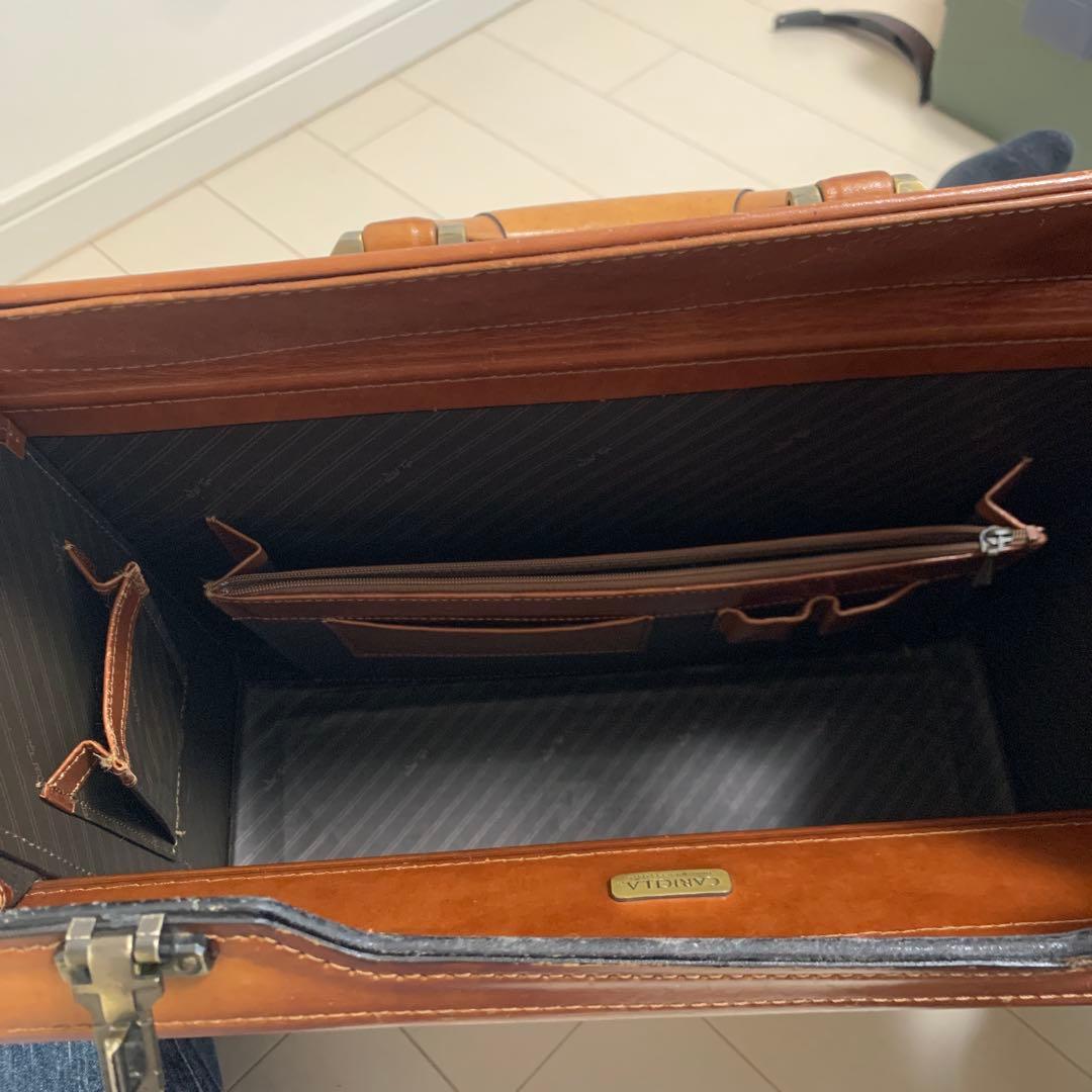 CARTELLA レザー ビジネス鞄