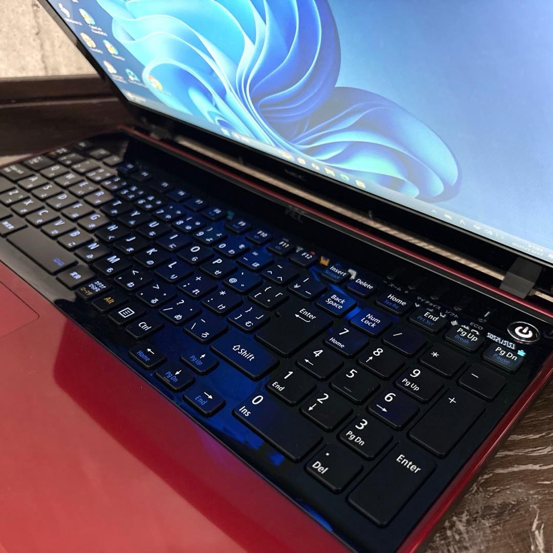 爆速仕様 Core i7 NEC LAVIEノートパソコン SSD Webカメラ