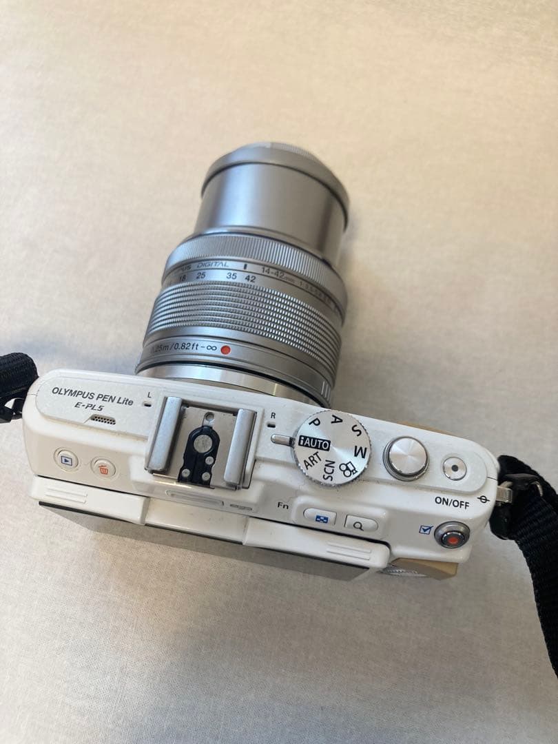 オリンパス OLYMPUS PEN Lite E-PL5 カメラ ミラーレス一眼